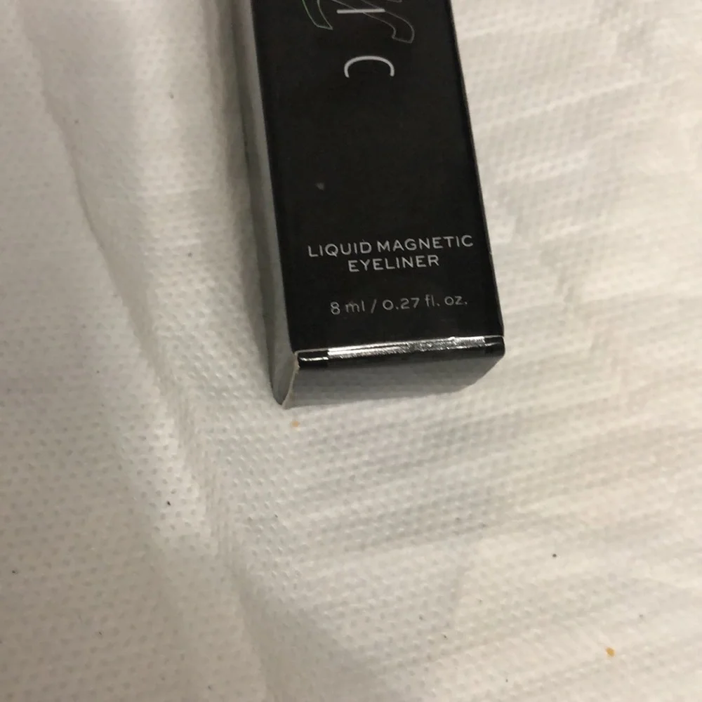 Glamnetic Liquid Magnetic Eyeliner - NIB